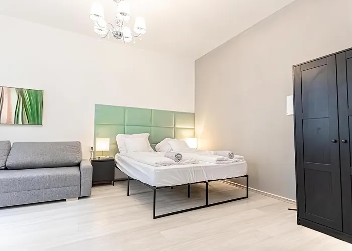 Danube Delight: Elegant Getaway Near Prater Stern דירה *