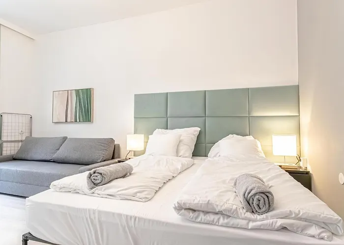 Danube Delight: Elegant Getaway Near Prater Stern