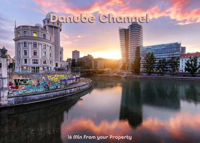 Danube Delight: Elegant Getaway Near Prater Stern דירה וינה
