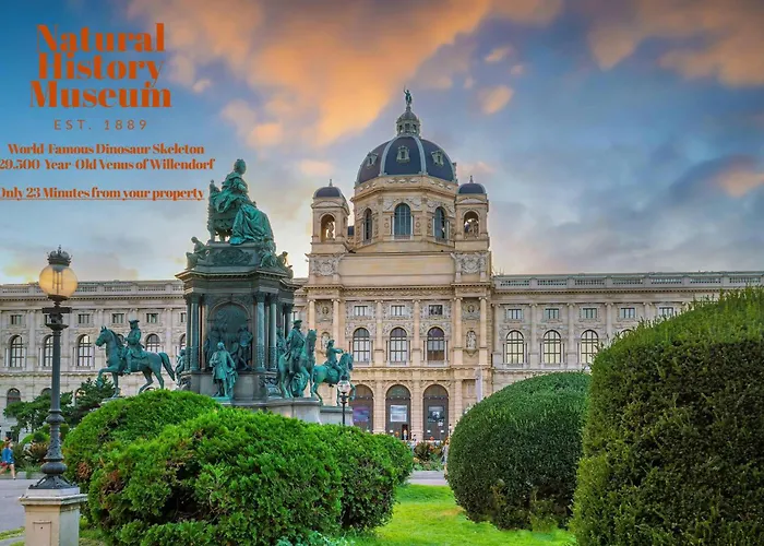 Danube Delight: Elegant Getaway Near Prater Stern וינה